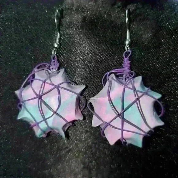 Sailor Moon inspired interstellar galaxy blue & pink marble unique wire earrings - Picture 4 of 13
